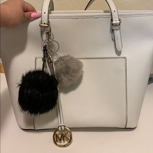 White MICHAEL KORS purse